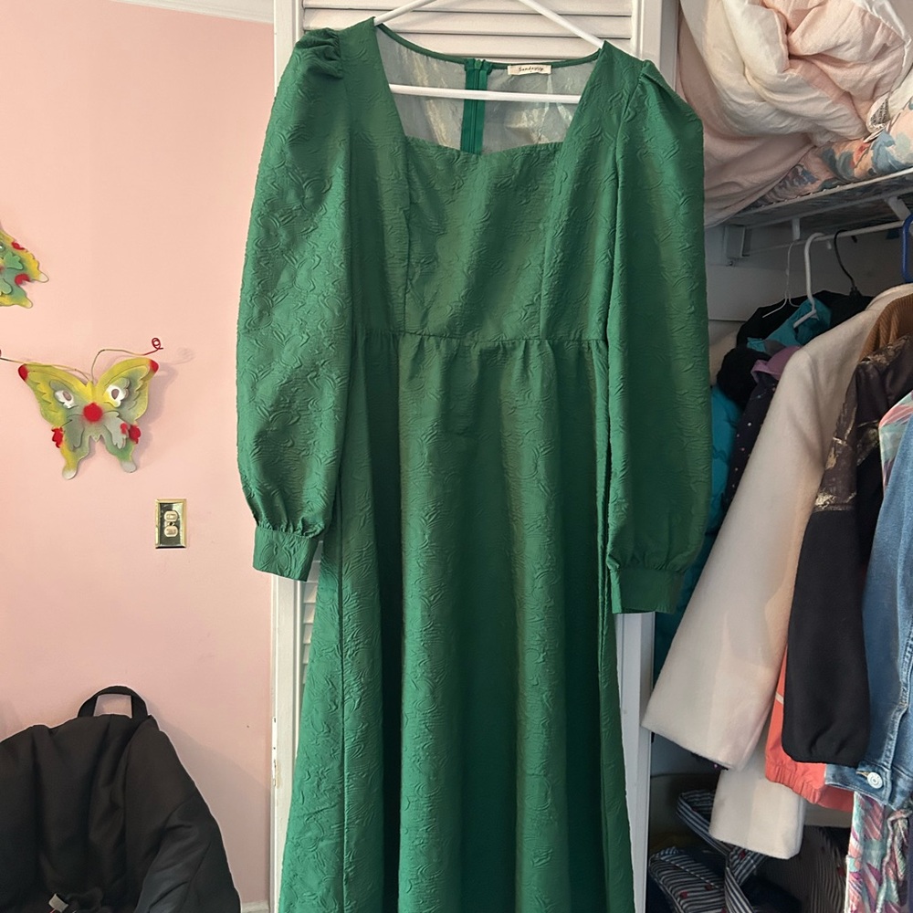 Sunday Emerald Green Midi Dress